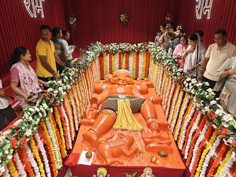 प्रयागराज के लेटे हनुमानजी की तर्ज पर धमतरी में विराजे 20 फीट लंबे लेटे हुए गणेशजी, दर्शन को उमड़ रहे श्रद्धालु