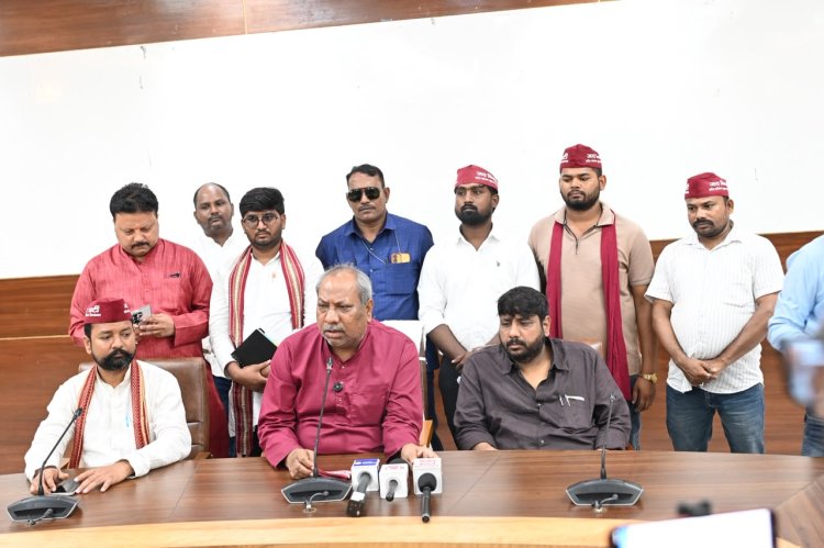 मत्स्य क्षेत्र यूपी की अर्थव्यवस्था को दे रहा मजबूती: डॉ. संजय निषाद