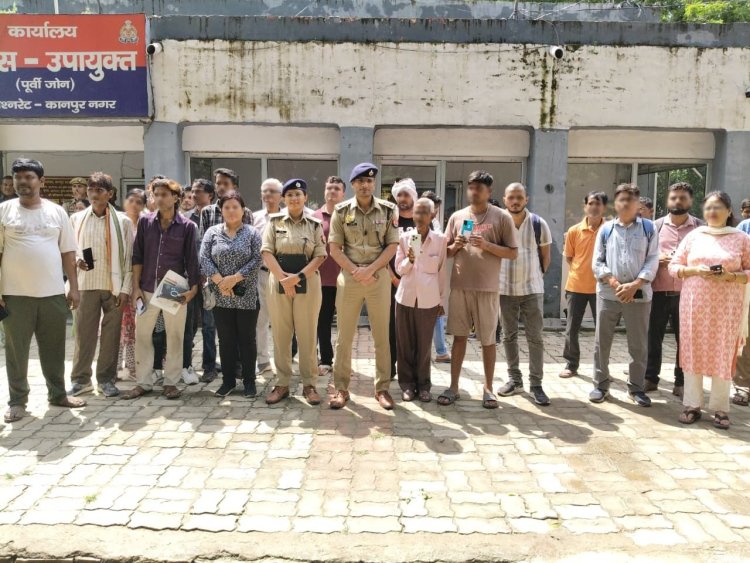 कानपुर पुलिस का बड़ा एक्शन, 121 गुम मोबाइल बरामद कर मालिकों को लौटाए; कीमत करीब ₹24 लाख