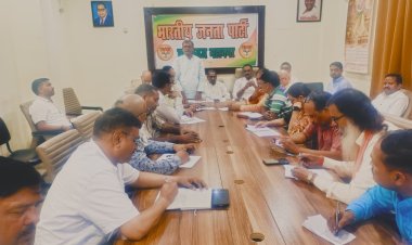 प्रयागराज में स्नातक चुनाव की तैयारी तेज, भाजपा ने 16 अक्टूबर तक मतदाता संपर्क अभियान का बनाया लक्ष्य