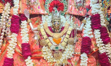 मां कल्याणी देवी के महागौरी स्वरूप के दर्शन को उमड़े श्रद्धालु, महाअष्टमी पर एक लाख से अधिक भक्त पहुंचे
