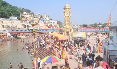 पांच दिन बाद हरकी पैड़ी पर लौटी रौनक, गंगा में आस्था की डुबकी लगाने पहुंचे श्रद्धालु