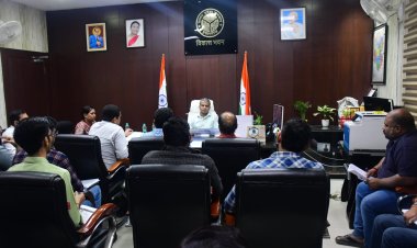 प्रयागराज में जल जीवन मिशन पर DM सख्त, दिसंबर तक हर हाल में शुरू करें नियमित जलापूर्ति