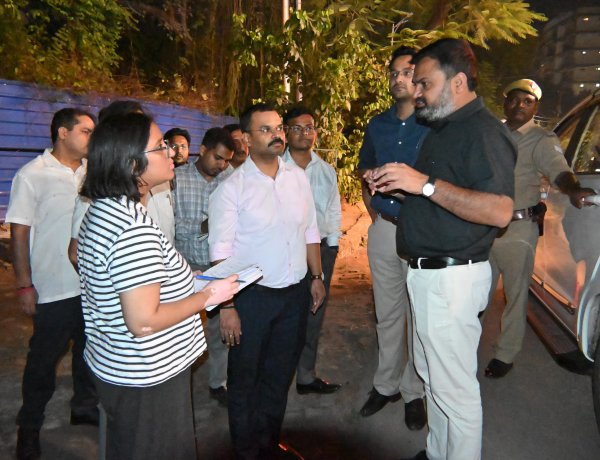 कानपुर में सड़कों की मरम्मत पर DM सख्त, बोले- गुणवत्ता से समझौता नहीं; तय समय में पूरे हों काम