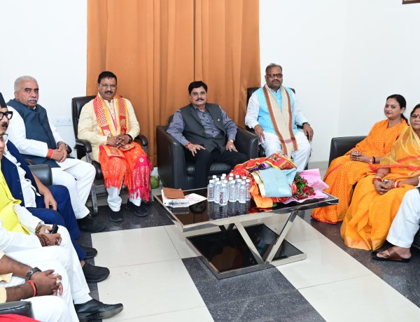 पूर्व जिला अध्यक्षों के अनुभव से मजबूत होगा संगठन, हारी सीटों पर बढ़ाएं सक्रियता : जगदीश ईश्वर भाई पटेल