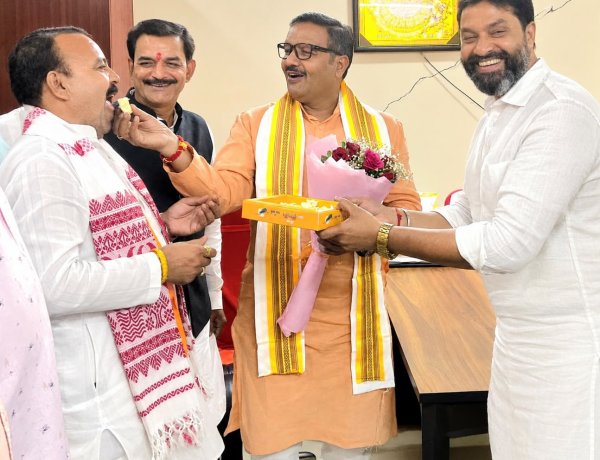 बिठूर उपचुनाव में BJP की जीत पर जश्न, शंकर लाल लोधी बोले- जनता के विश्वास का परिणाम