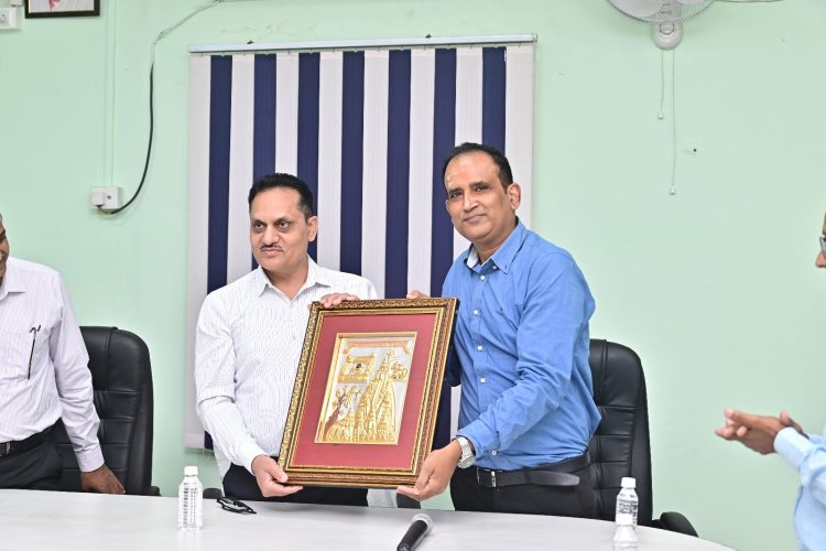 आकाशवाणी के महानिदेशक राजीव कुमार जैन ने किया वाराणसी केंद्र का दौरा, कार्यक्रमों की गुणवत्ता पर जोर