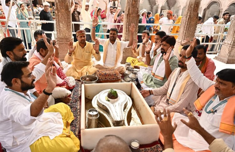 कैप्टन स्मित मच्छार के जल्द स्वस्थ होने की कामना, काशी विश्वनाथ धाम में 1 लाख महामृत्युंजय मंत्रों का जाप