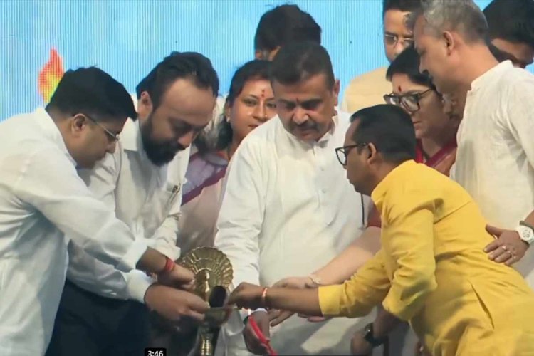 PM Modi के 25 साल पूरे होने पर कोलकाता में ‘सेवा ज्योति यात्रा’ शुरू, शुभेंदु अधिकारी ने किया शुभारंभ