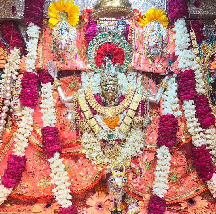मां कल्याणी देवी के महागौरी स्वरूप के दर्शन को उमड़े श्रद्धालु, महाअष्टमी पर एक लाख से अधिक भक्त पहुंचे