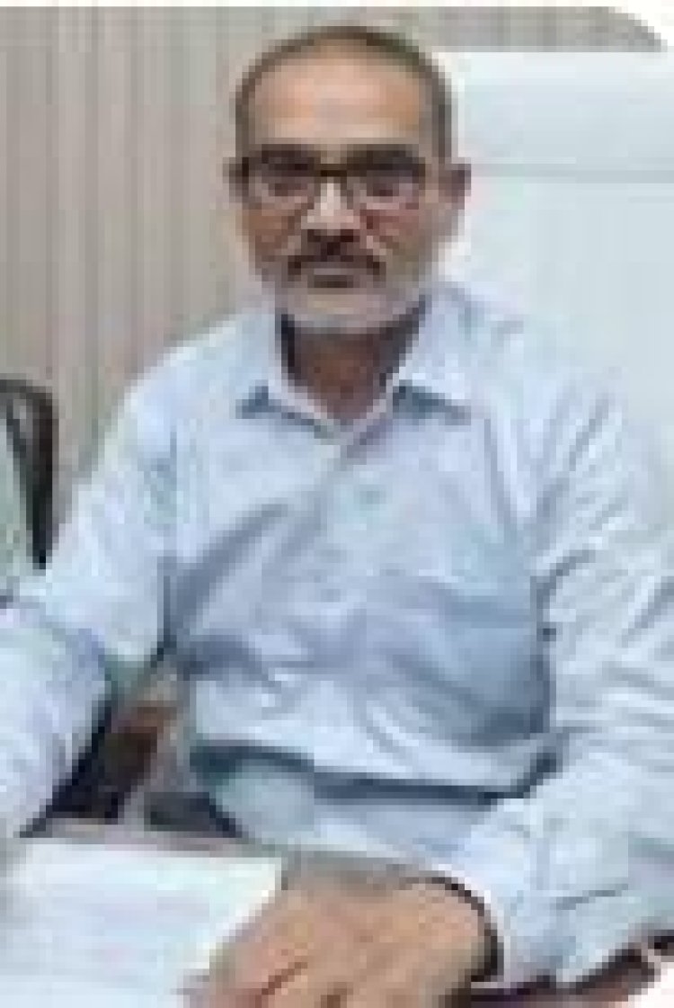 यूपी बोर्ड परीक्षा 2027: शिक्षकों का ब्योरा 15 नवंबर तक पोर्टल पर करें अपडेट, प्रधानाचार्यों को चेतावनी
