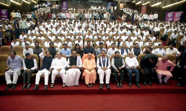 यूपी के सभी 75 जिलों में बनेंगे सरदार पटेल स्किल एंड एम्प्लॉयमेंट जोन, CM योगी ने किया योजना का शुभारंभ