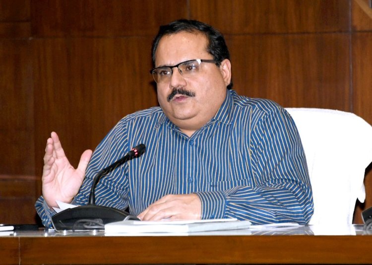 ईआरओ ऑफिस के कम्प्यूटर सहायकों की लॉग-इन आईडी निष्क्रिय कराएं : मुख्य निर्वाचन अधिकारी